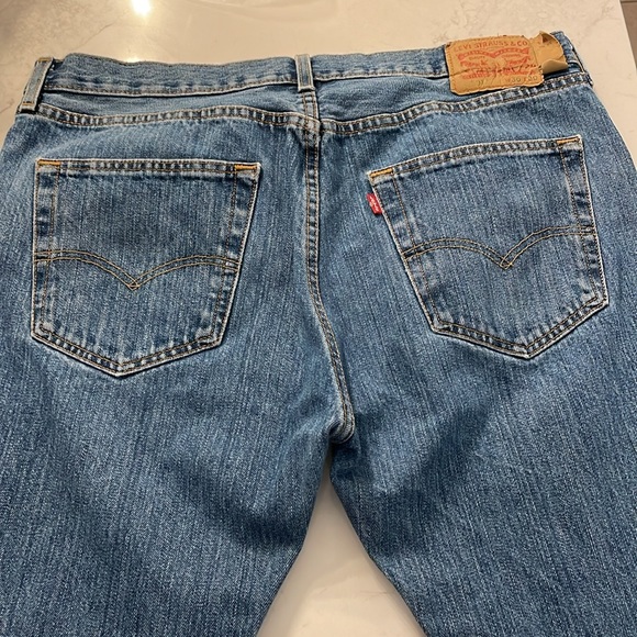 Vintage Levi 501 Red Tab Size 36 30 length Jeans - Picture 8 of 10